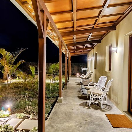 Lakaz Kannell - Vanilla Lodge, Secluded Outside Bath & Shower Infinity Pool Cap Malheureux Exterior photo